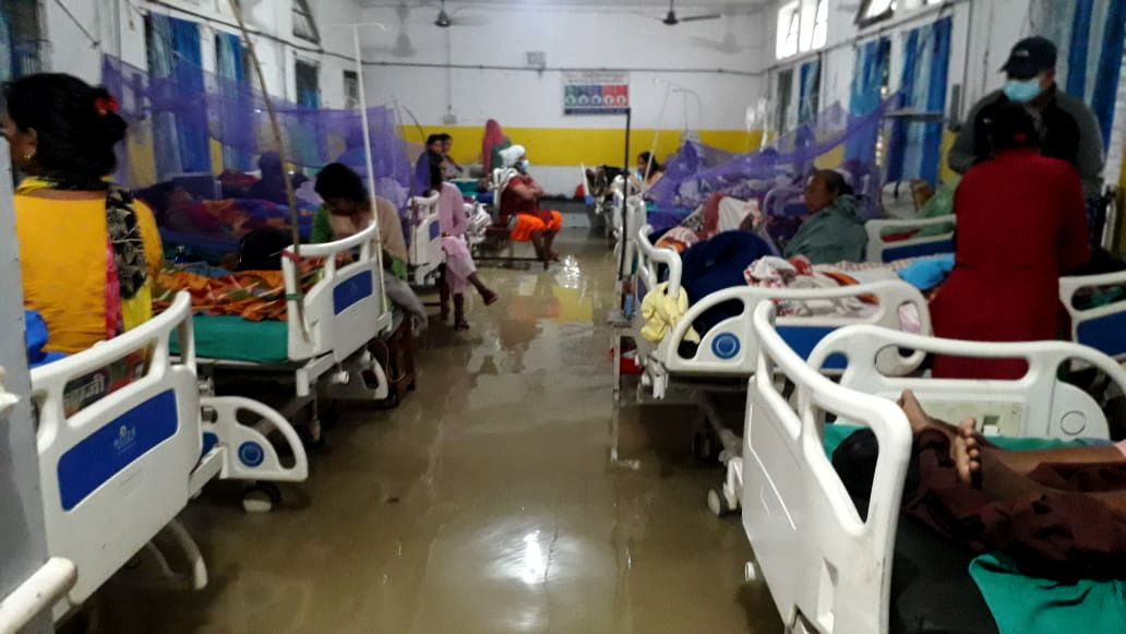 सेती अस्पताल जलमग्न, बिरामीको बिजोग